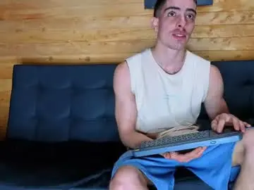 Chaturbate Sex Chat of ethangreey1