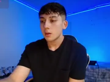 Chaturbate Free Live Porn of oliver_kyy