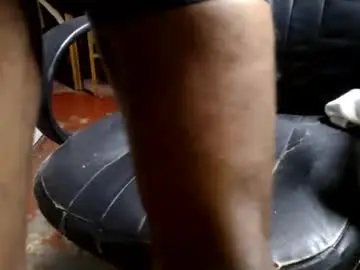 Chaturbate Free Live Porn of raysmith77777777