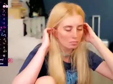 Chaturbate Best live sex cam show of super_peach_stream