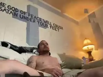 Chaturbate Best live sex cam show of us2foru82