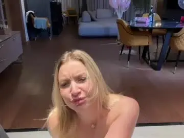 Chaturbate Free Porn Cam of killer__tits