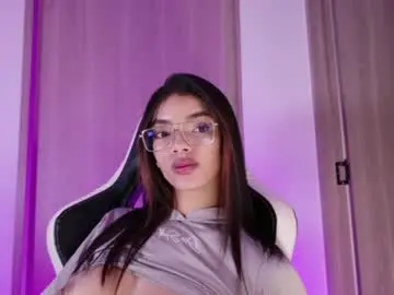 Chaturbate Live Porn of leah_cute3