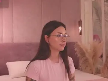 Chaturbate Live Sex Cam of marie_diaze