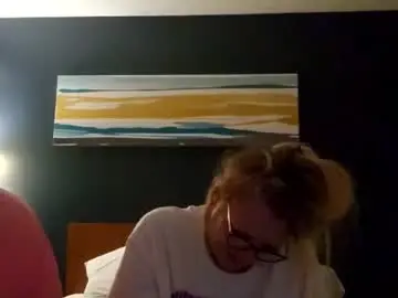 Chaturbate Watch Live Sex Cams of myhoneybadger