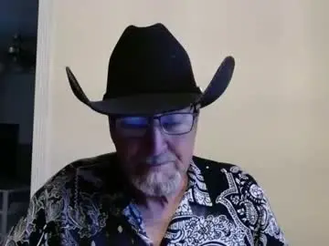 Chaturbate Live Sex Cam of pipewizard