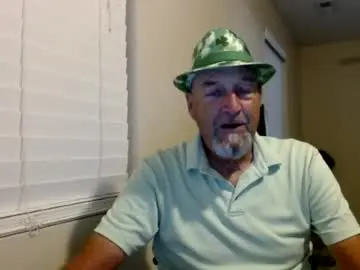 Chaturbate Live Sex Cam of pipewizard