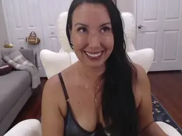 Chaturbate Watch Live Sex Cams of krissy2024
