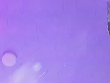 Chaturbate Live Sex Cam of naomy_tay1