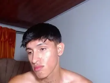 Chaturbate Watch Live Sex Cams of rowanboy23