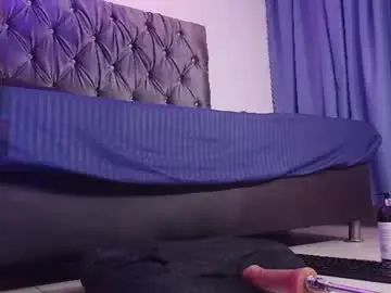 Chaturbate Live Sex Cam of sari_ellison_