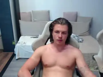 Chaturbate Live Sex Cam of sunny1girl