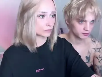 Chaturbate Live Sex Cam of miaside