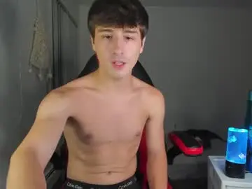 Chaturbate Adult Webcams of kroddy1985