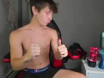 Chaturbate Watch Live Sex Cams of kroddy1985
