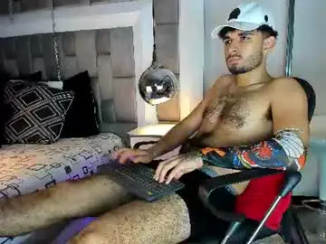 Chaturbate Sex Cam of lucasthomson_