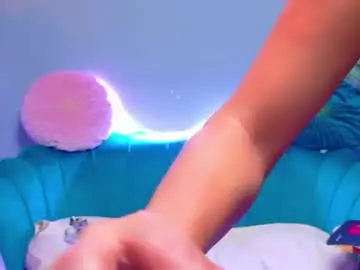 Chaturbate Sex Cam of lunaluxxe_