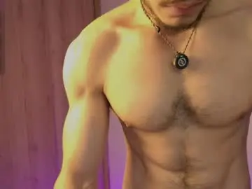 Chaturbate Free Live Porn of maxifit_