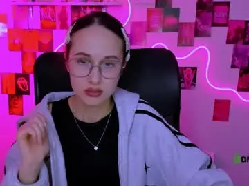 Chaturbate Sex Chat of mona_cloud