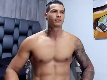Chaturbate Nude Webcam of andres_clark