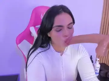 Chaturbate Live Porn of mia_novoa_2