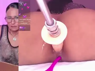 Chaturbate Nude Webcam of victorianoir_