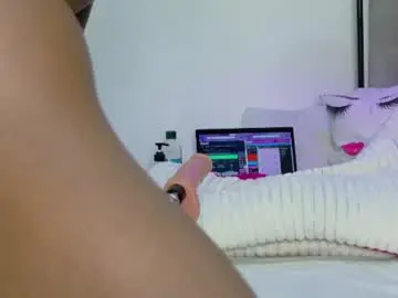 Chaturbate Adult Video Chat of ebony_pearl69