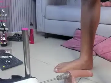 Chaturbate Watch Live Sex Cams of hot_lady4u_