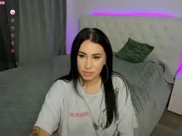 Chaturbate Live Porn of hotmorenaxxx