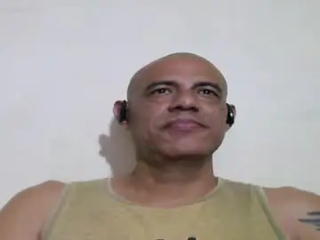 Chaturbate Adult Video Chat of retlam37