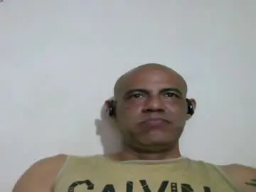 Chaturbate Live Sex Cam of retlam37
