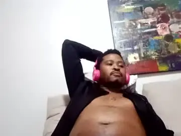 Chaturbate Live Sex Cam of dentzo