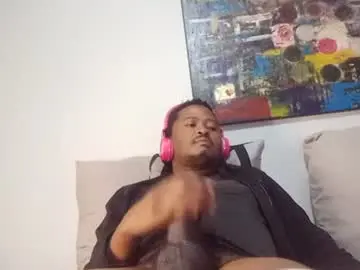 Chaturbate Live Sex Cam of dentzo