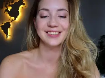 Chaturbate Sex Cam of emmi_rosee