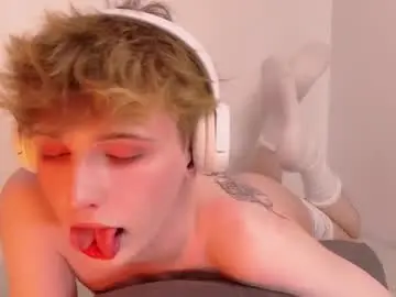 Chaturbate Sex Chat of kessy_white