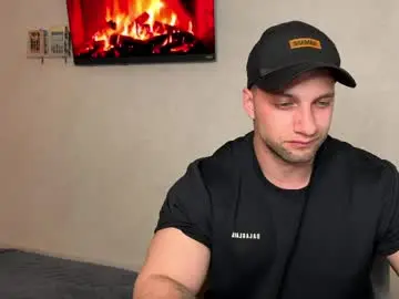 Chaturbate Private Sex Chat of michaelbradley_for_u