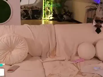 Chaturbate Live Sex Cam of taanni_bc
