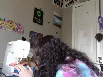 Chaturbate Watch Live Sex Cams of violethooper