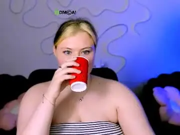 Chaturbate Sex Cam of emma_bless_