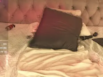 Chaturbate Best live sex cam show of isamoon_