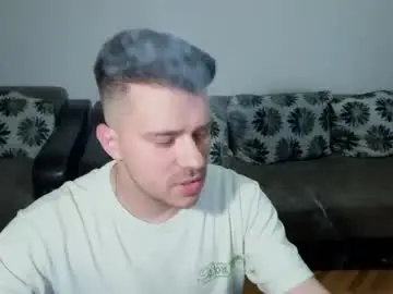Chaturbate Free Porn Cam of johnnylove21