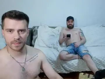 Chaturbate Live Sex Cam of johnnylove21