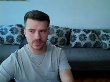 Chaturbate Free Porn Cam of johnnylove21