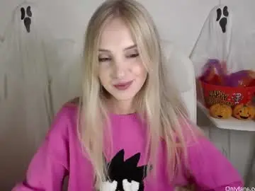 Chaturbate Adult Video Chat of prettygirl_elly