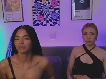 Chaturbate Sex Chat of violettgrey_