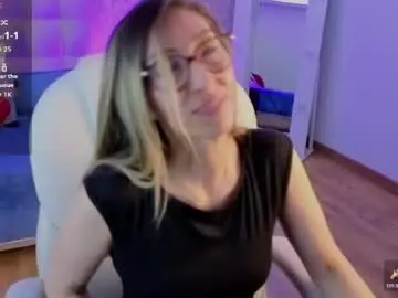 Chaturbate Watch Live Sex Cams of scarlett_079