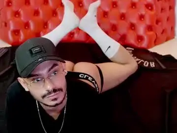 Chaturbate Live Porn of thomasmontiel
