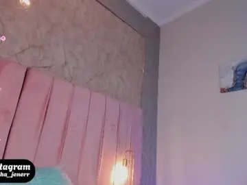 Chaturbate Live Porn of agatha_jener