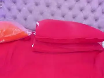 Chaturbate Live Porn of sofia_girl_
