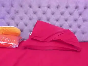 Chaturbate Best live sex cam show of sofia_girl_